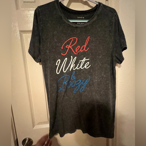 This TORRID Triblend Jersey Black Wash Red White Boozy Tee - Picture 2 of 7